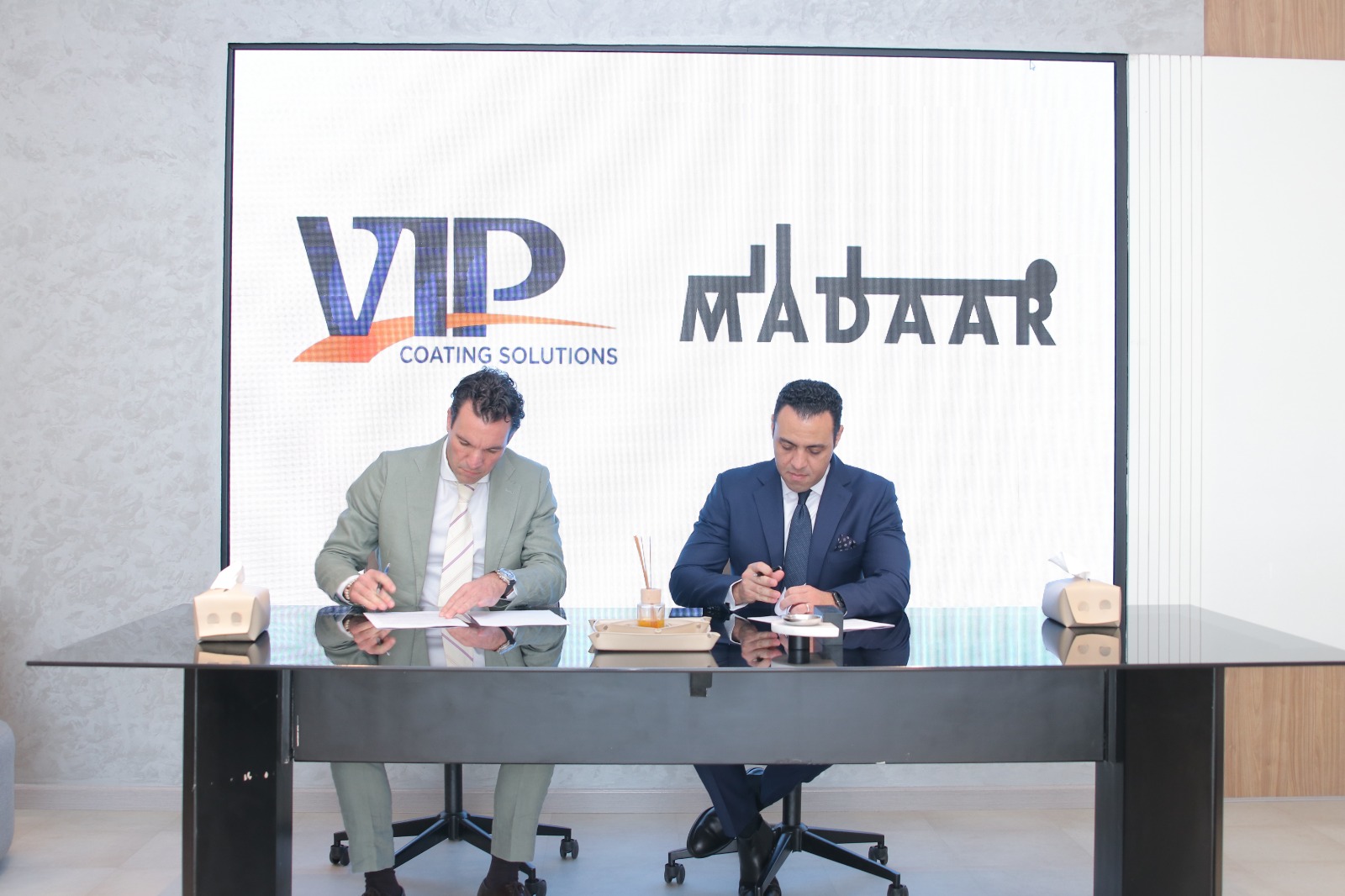 اتفاقية شراكة لعشر سنوات بين ميدار للتطوير و VIP Coating Solutions